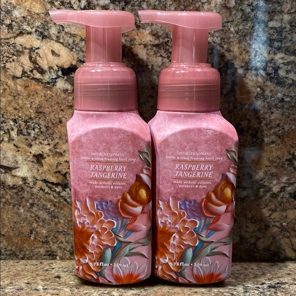 Two (2) “Raspberry Tangerine” BBW 8.75 fl oz, Gentle & Clean Foam Hand Soap, NWT - Picture 1 of 9